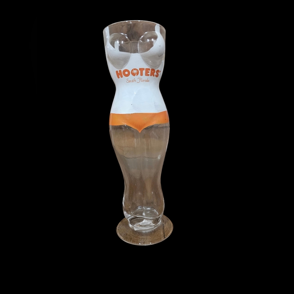 Hooters South Florida Girl Body Pilsner Glass Novelty Bar Beer Glass‎